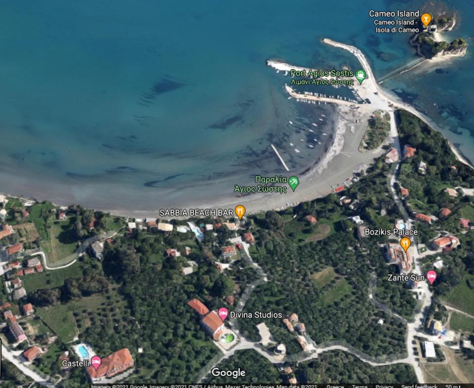 Divina Pool & Beach Hotel room 3